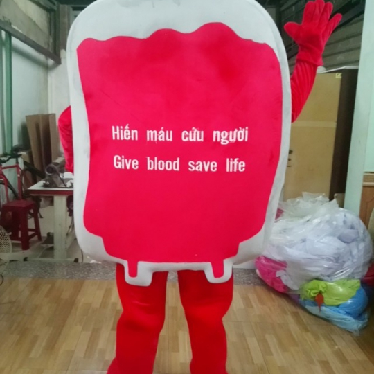 Mascot mo hình  tui máu