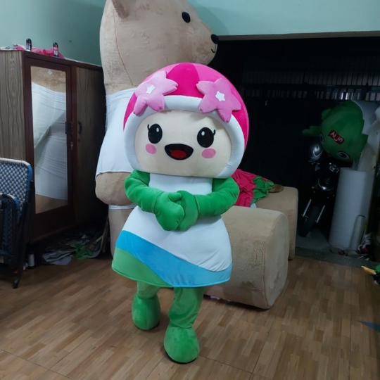 Linh vật hình người - muabanmascot.com