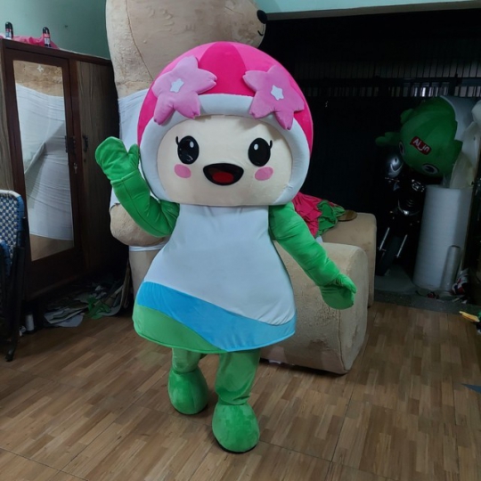 Linh vật hình người - muabanmascot.com
