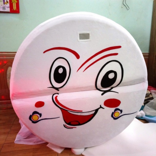 Mascot mô hình viên thuốc