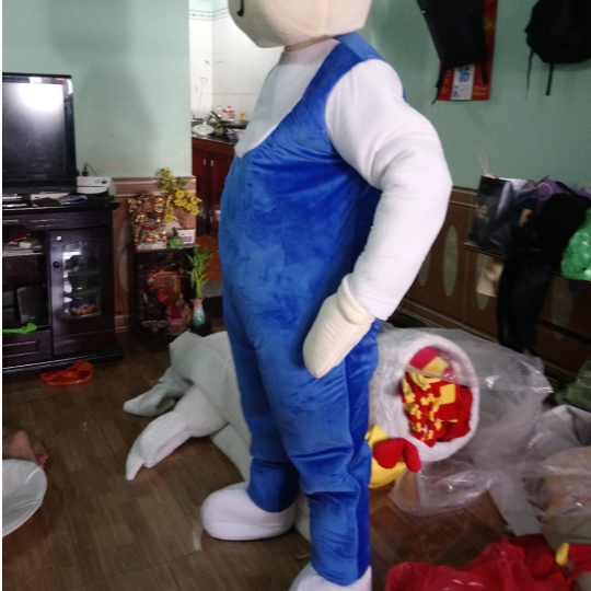 Mascot linh vật hình người em bé