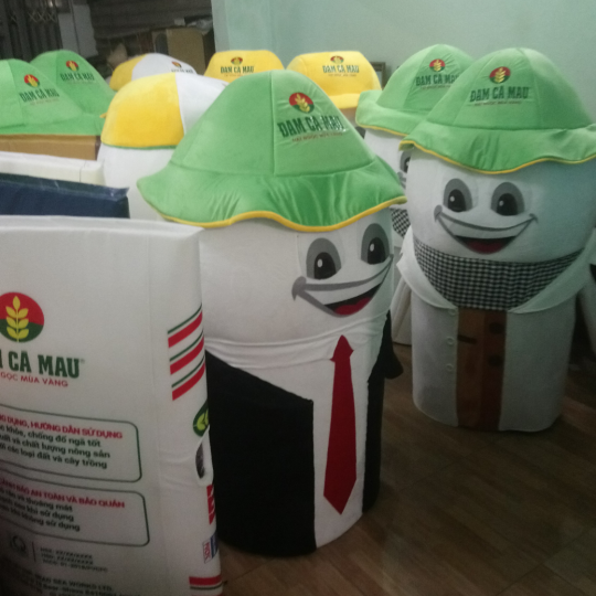 Mascot mô hình cái bao 