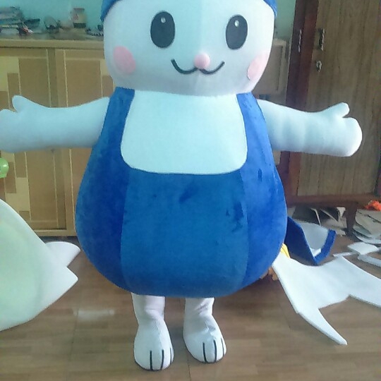 MASCOT CON THỎ NHẬT
